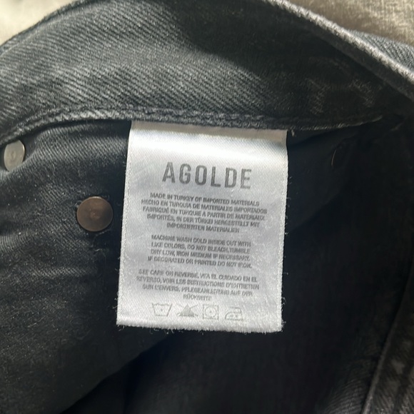 Like new AGOLDE Black 90's Crop Jeans - Picture 9 of 13